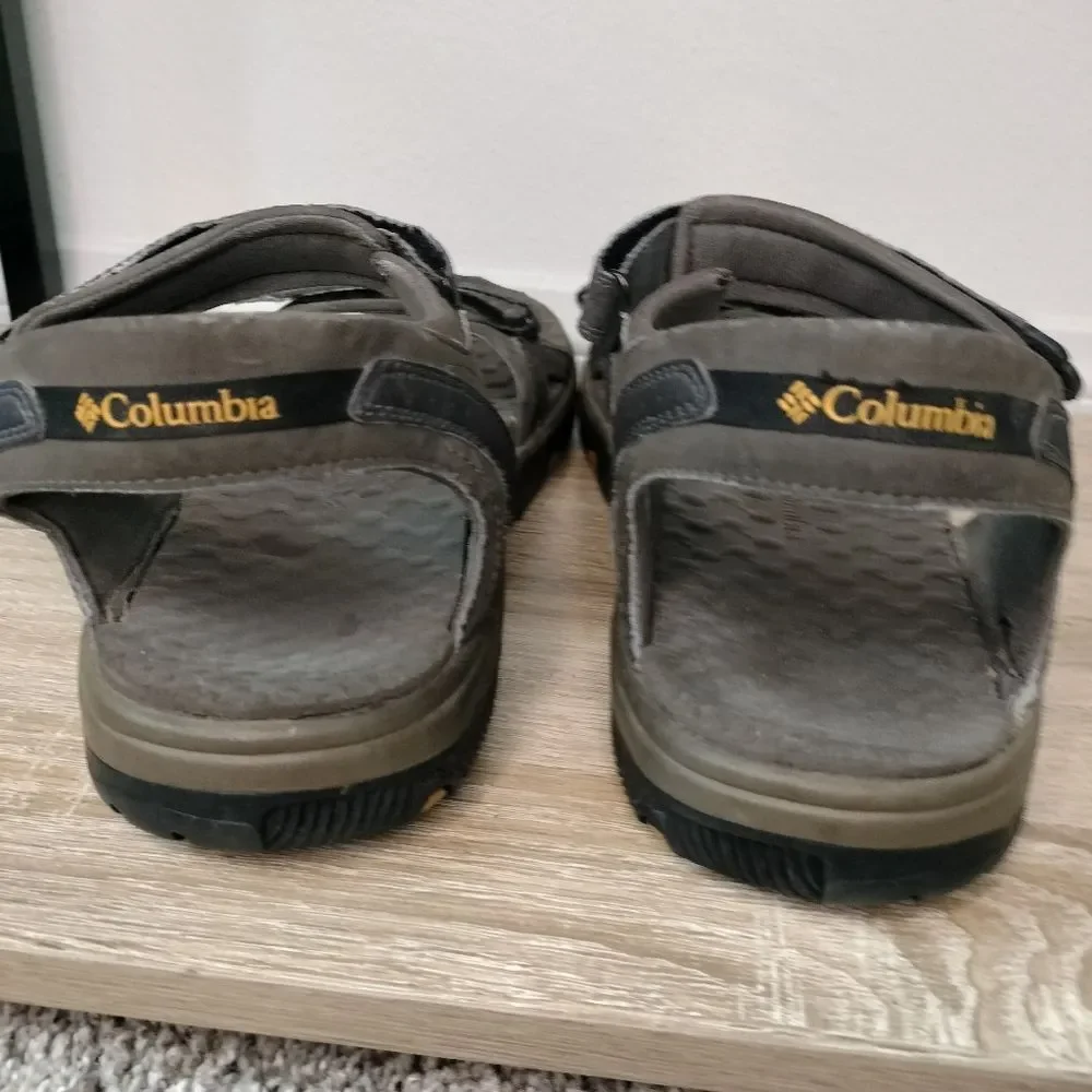 Columbia mens grey